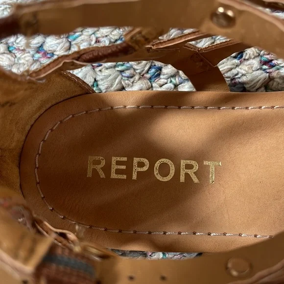 Open toed star sandals - Picture 5 of 6